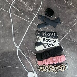 Apple Watch SE + bands & charger
